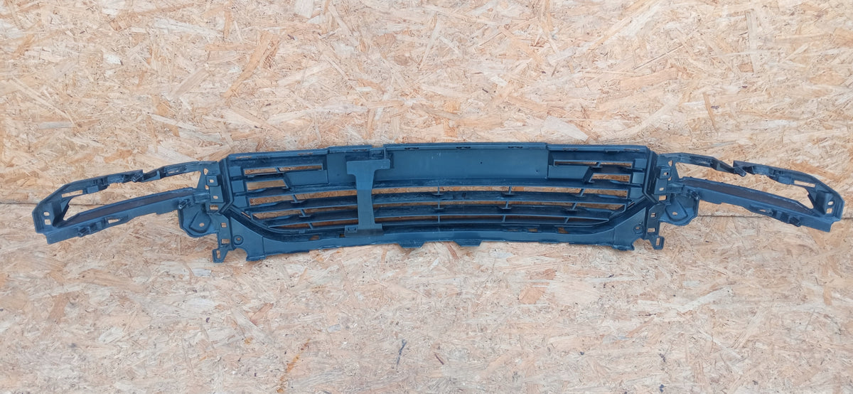 Renault Clio 4 IV Lift 16- Grille Grille Center Grille 622541048R — photo 5 of 9