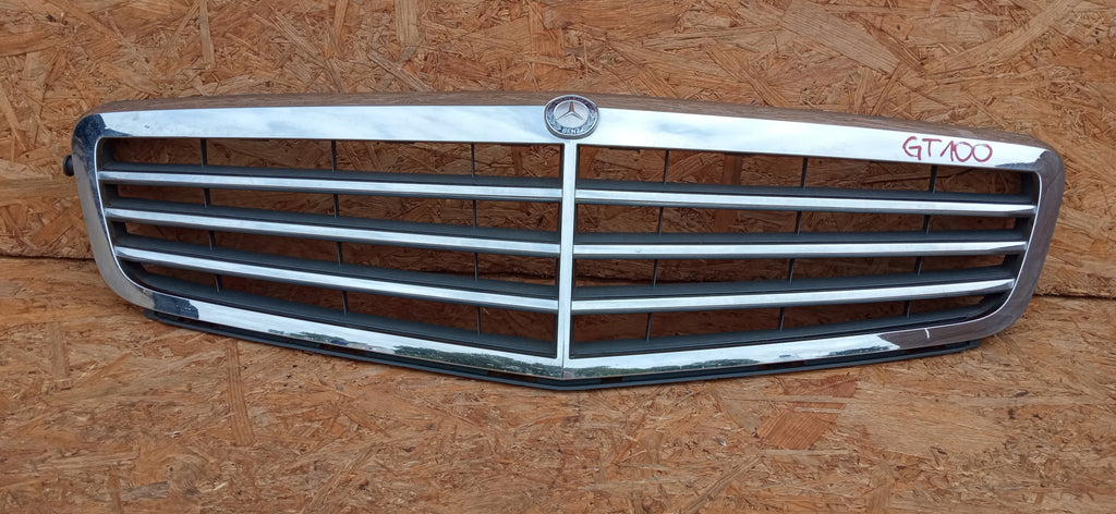 MERCEDES C KLASA W204 07- KRATKA ATRAPA GRILL ZDERZAKA PRZÓD A2048801283