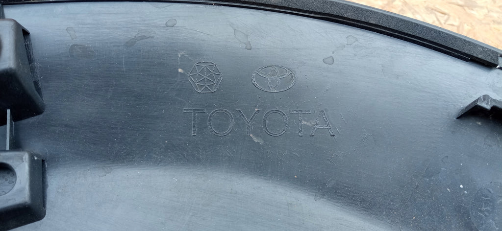 TOYOTA YARIS CROSS 20- LISTWA BŁOTNIKA PRAWY TYŁ 75651-K2010