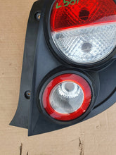 Laden Sie das Bild in den Galerie-Viewer, CHEVROLET AVEO T300 EU HECKLEUCHTE RECHTS HINTEN 96830986