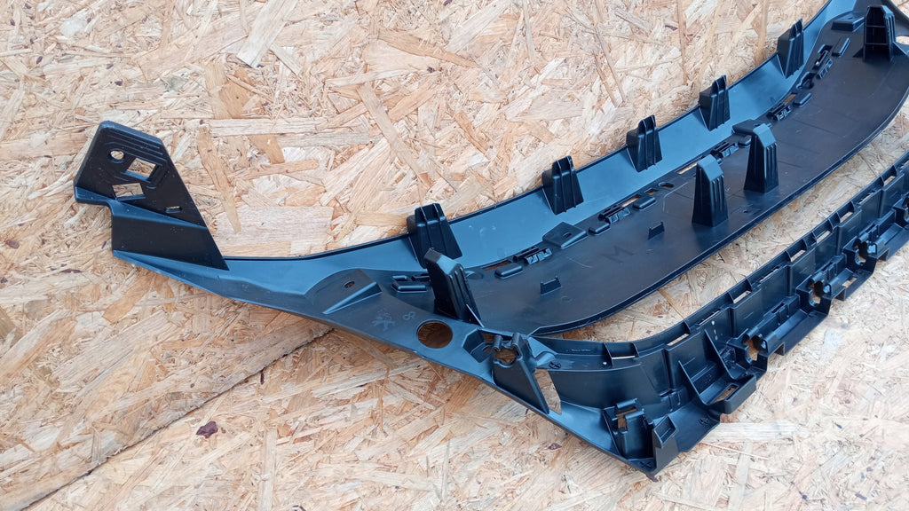 PEUGEOT 3008 II KÜHLERGRILL GITTER RAHMEN VORNE