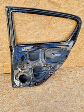 Laden Sie das Bild in den Galerie-Viewer, HYUNDAI I20 1 HB HINTEN RECHTE TÜR