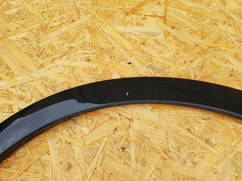 Audi Q2 ZIERLEISTE KOTFLÜGEL HINTEN RECHTS 81A853818A