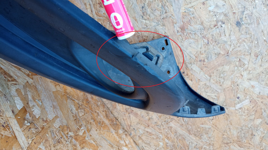 PEUGEOT 2008 13- DOKŁADKA DOLNA SPOILER ZDERZAKA PRZÓD 9802520577