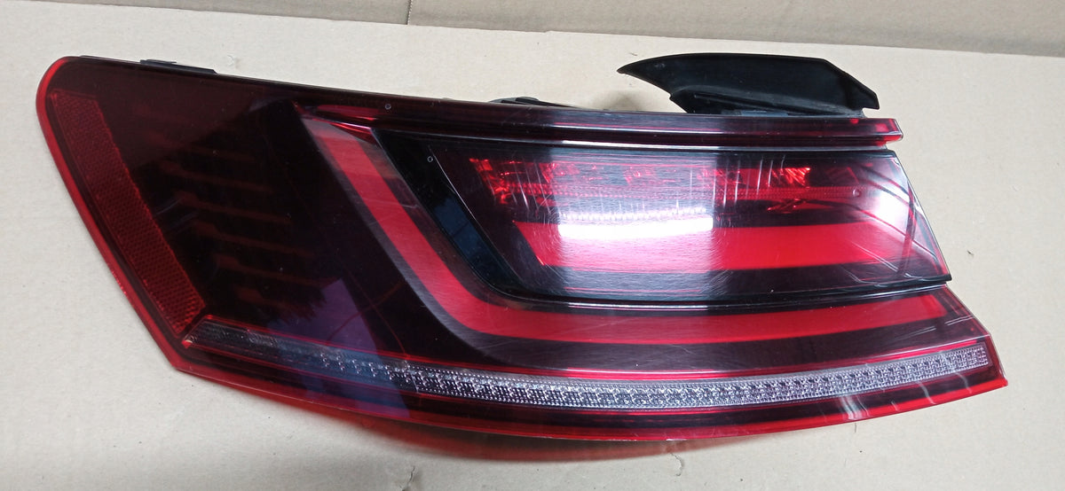VW Arteon 3G8 Orginal Rear Left Light Rear LED 3G8945207J 19- — photo 5 of 9