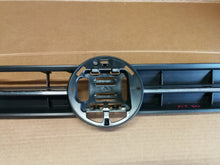 Load image into Gallery viewer, VOLKSWAGEN POLO VI 2GS ATRAPA GRILL