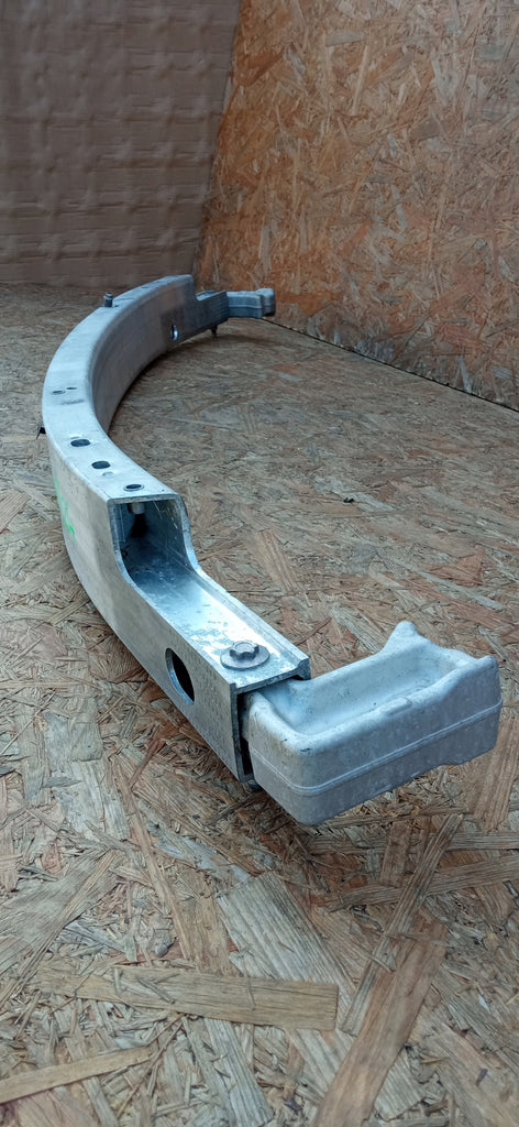 TESLA MODEL Y 21- BELKA WSPORNIK ZDERZAKA PRZÓD 1487601-00-E