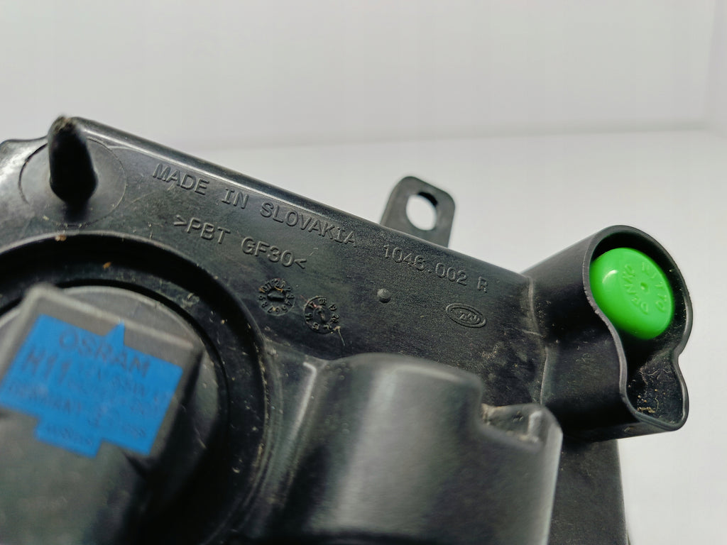 VOLKSWAGEN TOURAN II 15- REFLEKTOR HALOGEN PRZECIWMGŁOWY PRAWY 5TA941662A