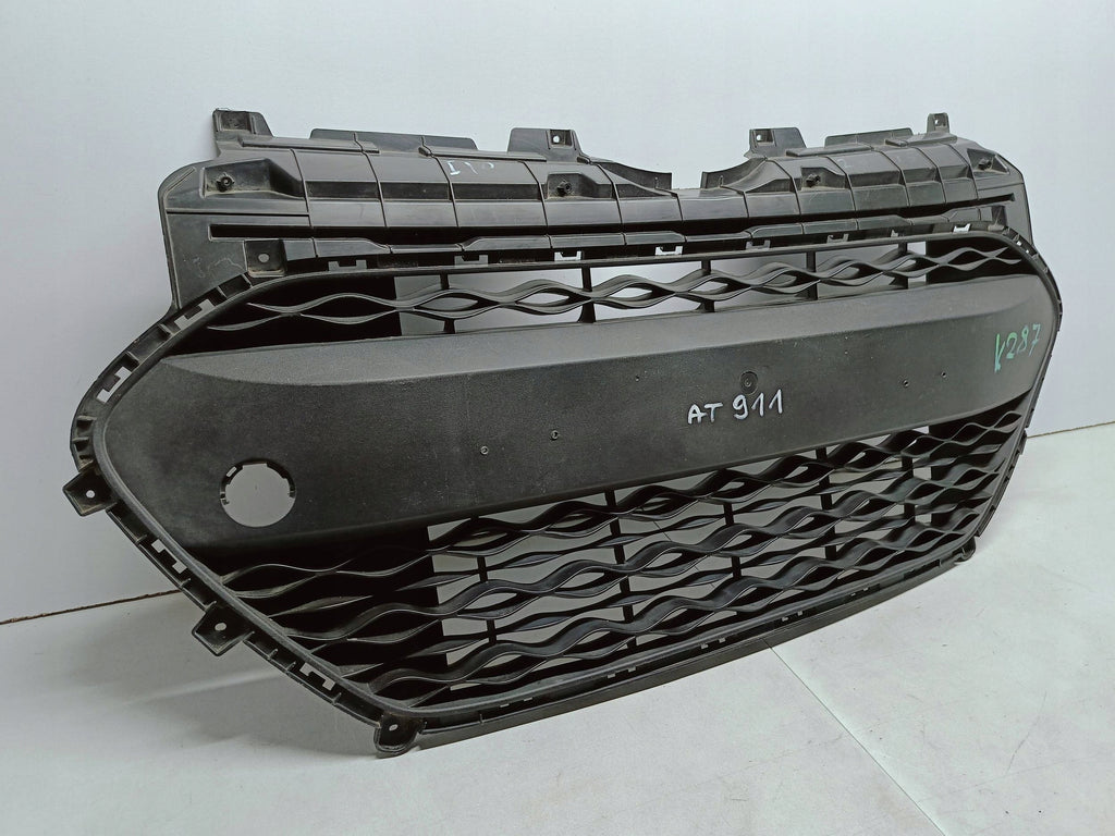 Hyundai i10 II 13- KRATKA ŚRODKOWA ATRAPA GRILL ZDERZAKA PRZÓD 86569-B9000