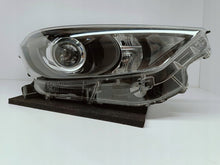 Załaduj zdjęcie do przeglądarki galerii, TOYOTA YARIS IV 4 P21 19-LAMPA REFLEKTOR PRAWY PRZÓD SOCZEWKA KOITO K0-6 EU