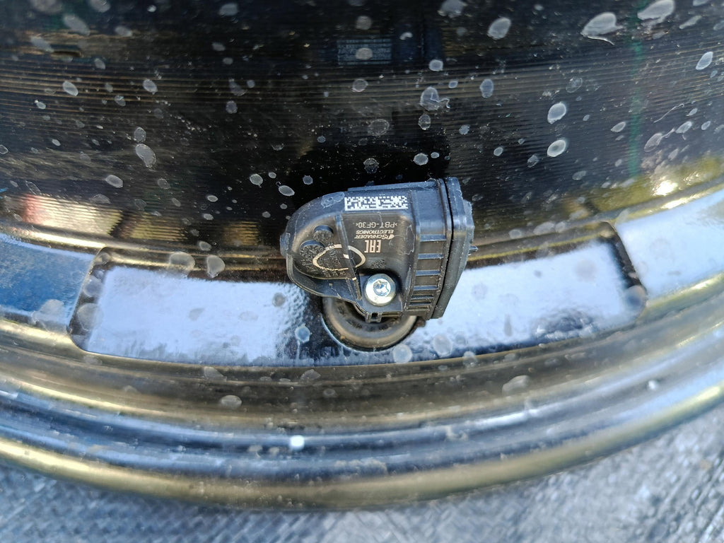 FELGA ALUMINIOWA VOLVO EX-30 EX30 OE 8.0"x19" 5x108 ET48.5 30000286
