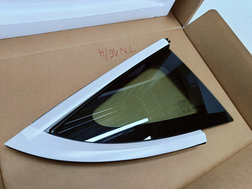 TESLA MODEL 3 M3 III - SZYBA KAROSERYJNA BOCZNA PRAWY TYŁ NOWA 1514979-40-D