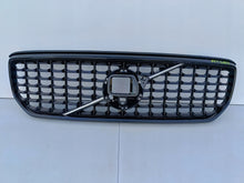 Load image into Gallery viewer, VOLVO XC40 LIFT R-DESIGN 22- ATRAPA GRILL KRATKA ZDERZAKA PRZÓD 32291466