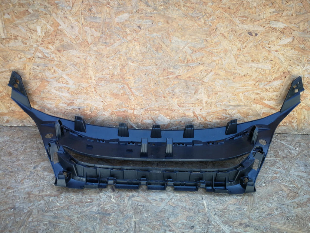 PEUGEOT 3008 II 16- KÜHLERGITTER OBERER TRÄGERRAHMEN GRILL 9814278877