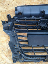 Laden Sie das Bild in den Galerie-Viewer, AUDI A3 8V 13- KÜHLERGRILL STOSSFÄNGER VORNE 8V3853651