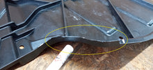 Load image into Gallery viewer, POLESTAR II 2 20- OSŁONA DOKŁADKA PŁYTA ZAMYKAJĄCA POD ZDERZAK 31694426