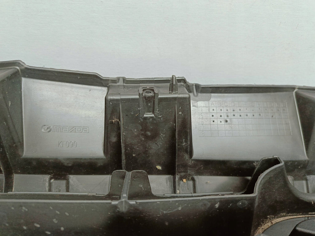 Mazda 2 II DJ 14- KÜHLERGRILL STOßSTANGENGITTER VORNE DB5J-50712