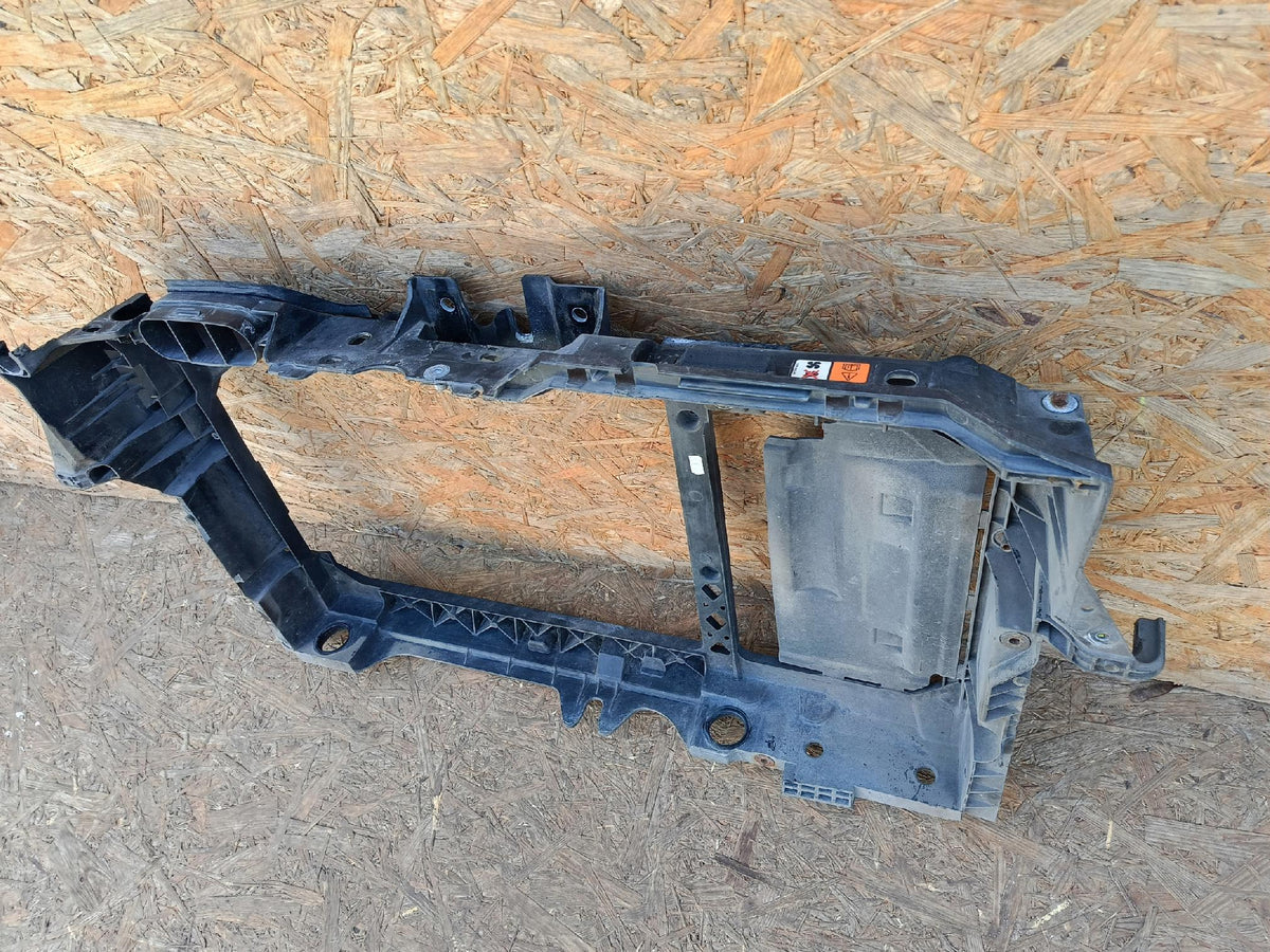 Ford Fiesta MK7 08- Section Renfort Avant Frontal 8V51-A16E146-Af — photo 10 sur 16