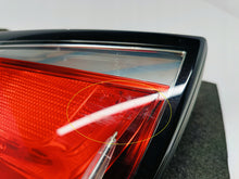 Laden Sie das Bild in den Galerie-Viewer, CITROEN C3 II LIFT 13- REFLEKTOR HECKKLAPPENLEUCHTE RECHTS HINTEN 9803934280