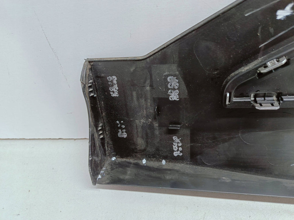 KIA EV3 EV-3 24- LISTWA NAKŁADKA DRZWI PRAWY PRZÓD PRZEDNIA 87724-EV000
