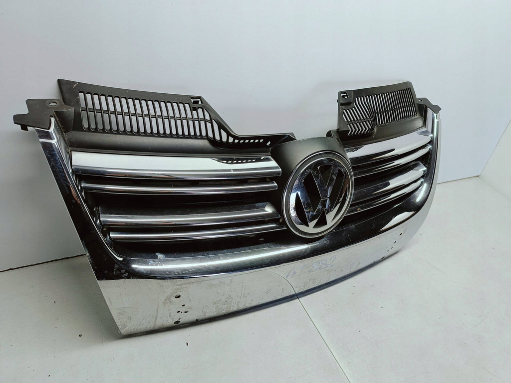 VOLKSWAGEN Golf V KOMBI JETTA 05- KÜHLERGRILL STOßSTANGE VORNE 1K5853651