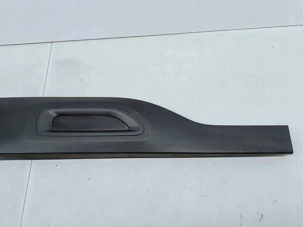 Citroen C4 Cactus FL 17- LISTWA DRZWI PRAWY PRZÓD PRAWA PRZEDNIA 9823415577