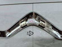 Załaduj zdjęcie do przeglądarki galerii, Citroen C4 Grand Picasso II 13- LISTWA CHROM ZDERZAKA PRZÓD AA36435923