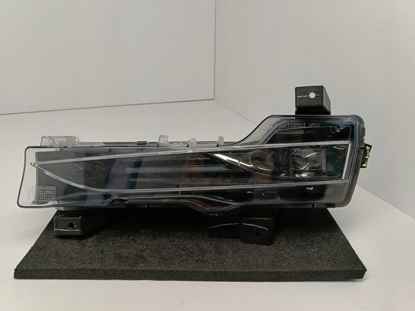 TESLA MODEL 3 M3 17- HALOGEN DRL LEWY LAMPA PRZECIWMGIELNA LED 1077395-00-C