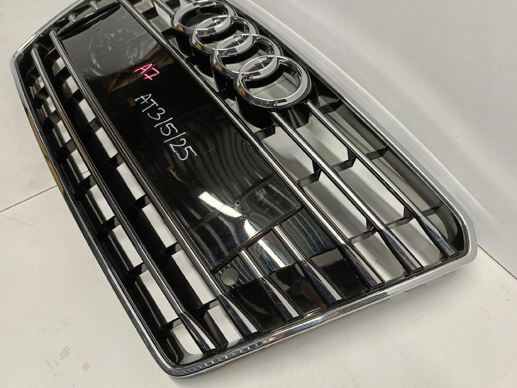 AUDI A7 S7 4G8 10- GRILL ATRAPA KRATKA ZDERZAKA PRZEDNIEGO 4G8853651C
