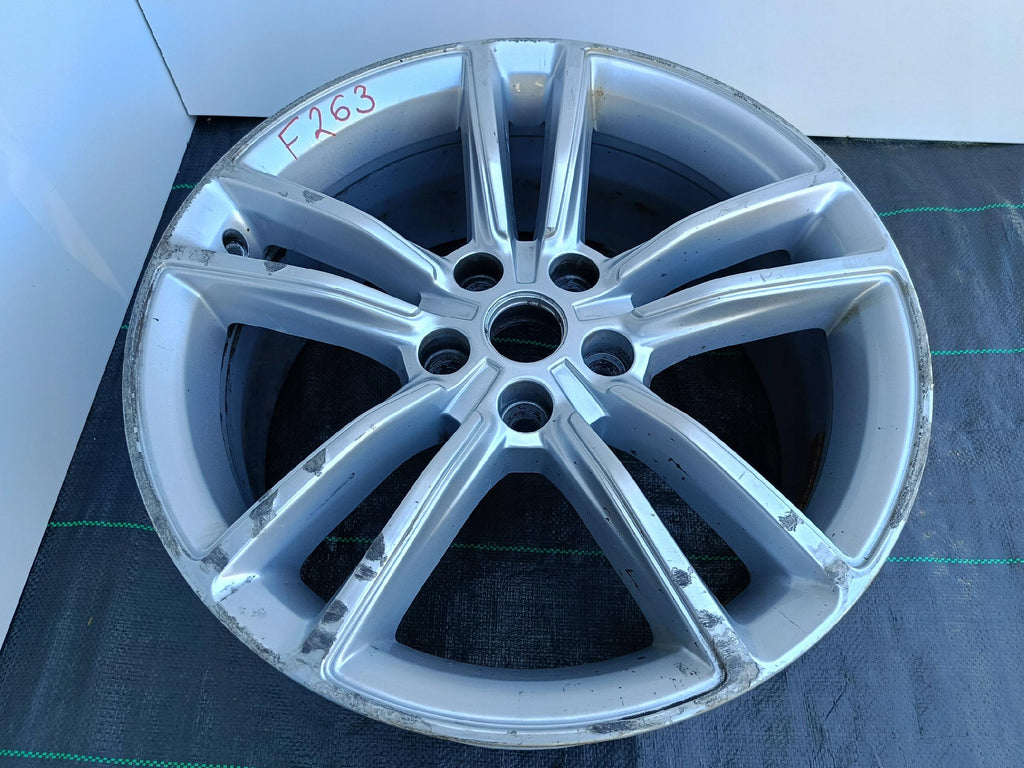 FELGA ALUMINIOWA TESLA MODEL S 19''x8.0'' 5x120 ET40 6007214-00-D