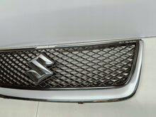 Załaduj zdjęcie do przeglądarki galerii, Suzuki Grand Vitara II 05- ATRAPA GRILL ZDERZAKA PRZÓD CHROM 71741-65J0