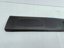 Load image into Gallery viewer, Citroen C4 Cactus FL 17- LISTWA DRZWI PRAWY PRZÓD PRAWA PRZEDNIA 9823415577