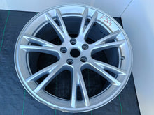Load image into Gallery viewer, FELGA ALUMINIOWA TESLA MODEL X Y 18''x9.5'' ET45 5x114.3 1188222-00-C