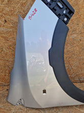 Load image into Gallery viewer, DACIA LODGY STEPWAY 19- RIGHT FRONT FENDER 260421830R