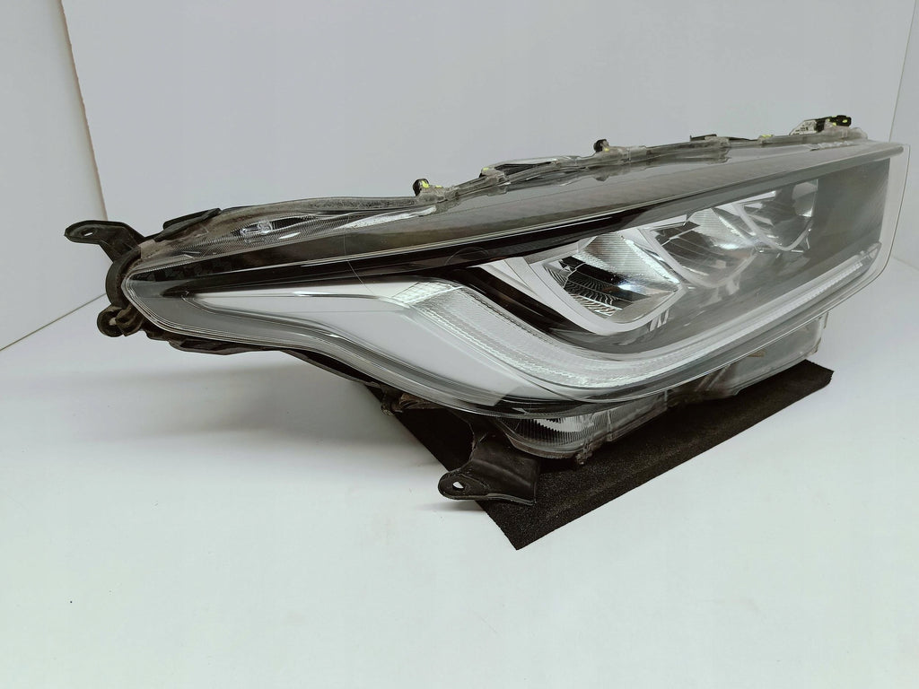 Toyota Yaris IV 4 XP21 19- SCHEINWERFER RECHTS VORNE VOLL-LED KOITO K0-8