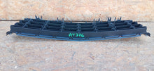 Laden Sie das Bild in den Galerie-Viewer, OPEL ASTRA III H 04- KÜHLERGRILL STOSSSTANGE VORNE 375768702