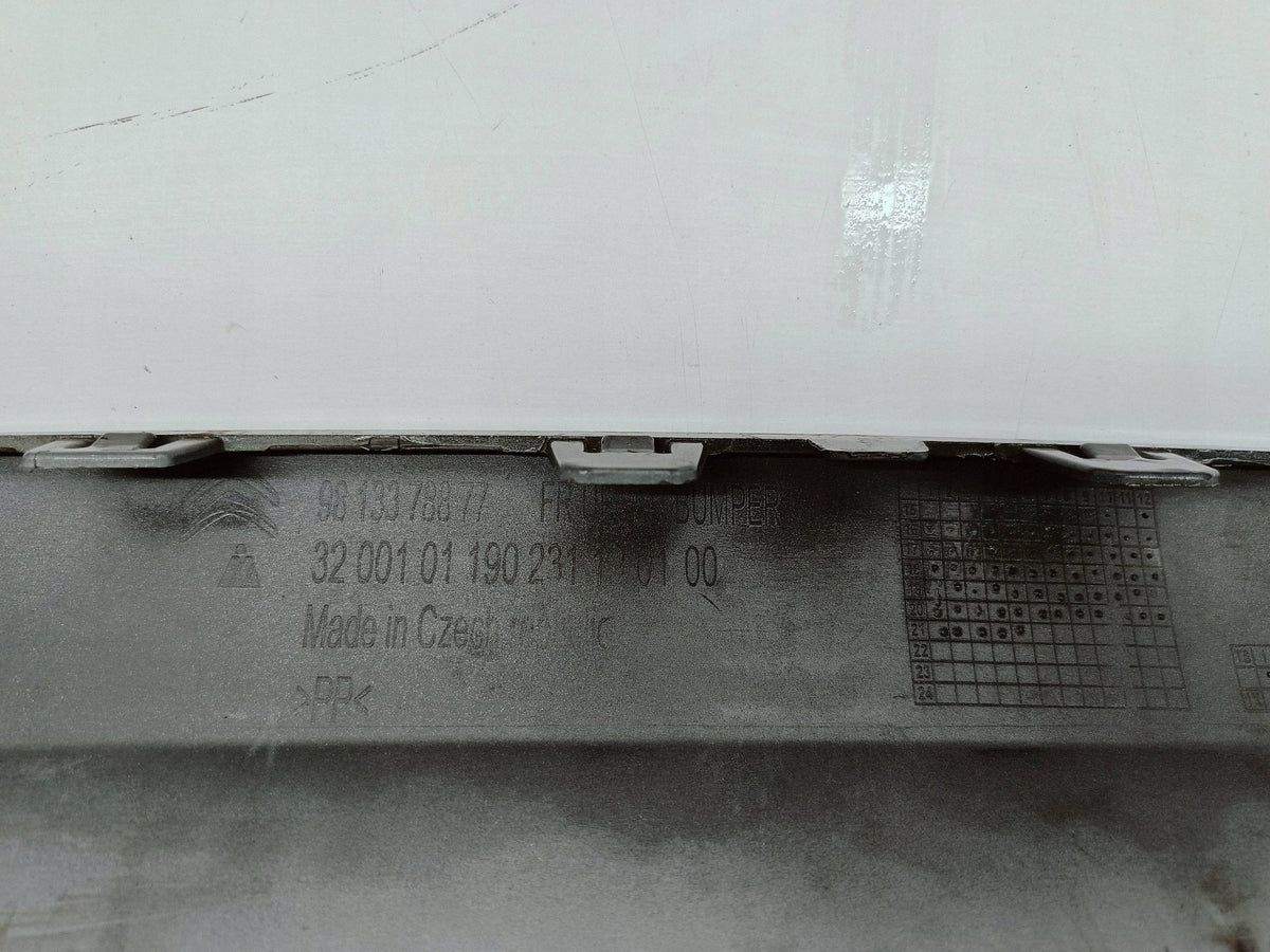 Citroen C3 III 16- Zderzak Przód Przedni Bez Listew Bocznych 9813378877 — zdjęcie 16 z 16