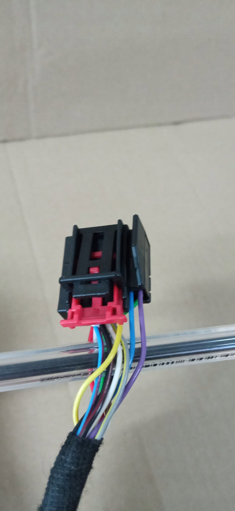 VOLKSWAGEN ID.3 ID 3 20- LUSTERKO PRAWE NOWE 13 PIN OE EUROPA 10B857508K