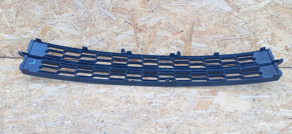 SKODA RAPID 12- KÜHLERGRILL GITTER STOSSSTANGE VORNE 5JA853677
