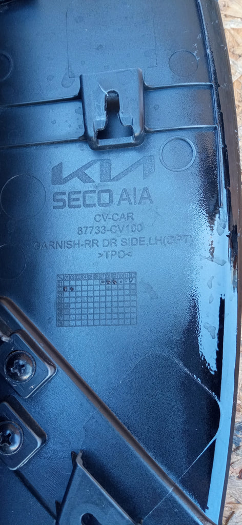 KIA EV6 2021- LISTWA NAKŁADKA DRZWI LEWY TYŁ LEWA TYLNA 87733-CV100