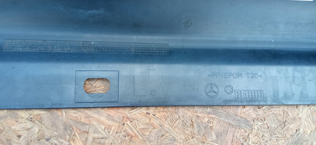 MERCEDES C W205 14- PRÓG NAKŁADKA PROGU LISTWA PROGOWA LEWA A2056900140