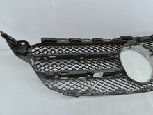 Laden Sie das Bild in den Galerie-Viewer, Mercedes-Benz C W205 14- KÜHLERGRILL STOSSFÄNGER VORNE A2058800783