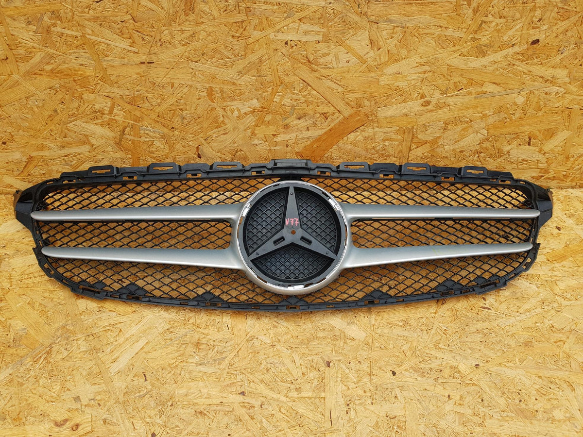 Mercedes C Class W205 14- Grille Grille Grille Front Bumper A2058800783 — photo 1 of 16