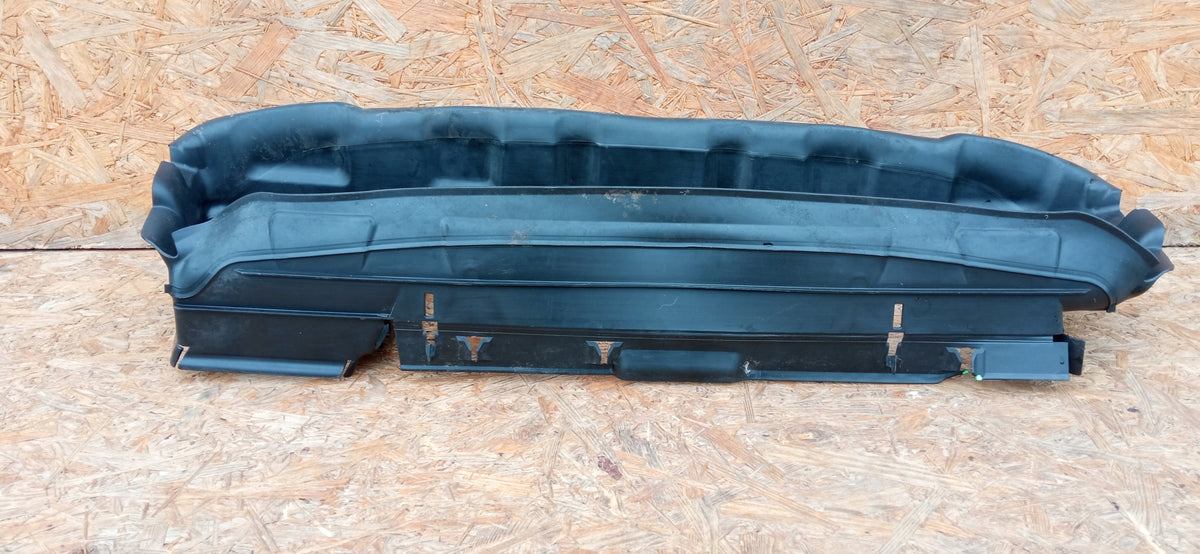 Ford Focus MK3 Lift 14- Kierownica Powietrza Wlot Panel F1EB-8314-Ab — zdjęcie 3 z 11
