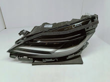 Laden Sie das Bild in den Galerie-Viewer, Tesla Model 3 LIFT Highland 23- SCHEINWERFER LINKS VORN FULL LED EU 1760888-00-H