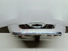 Załaduj zdjęcie do przeglądarki galerii, Nissan Juke I F15 LIFT- ATRAPA GRILL KRATKA ZDERZAKA PRZEDNIEGO 62070BV80A