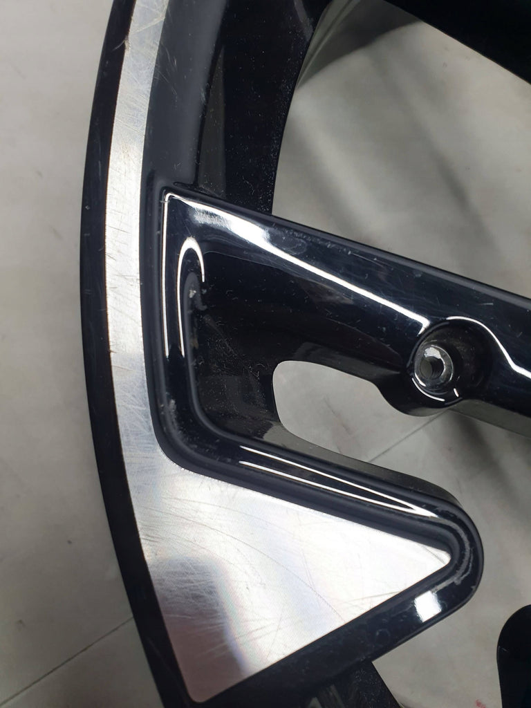 Opel Corsa F FELGA ALUMINIOWA 17 CALI 7''x17'' ET32 4x108 OE 9833892680