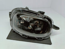 Załaduj zdjęcie do przeglądarki galerii, CITROEN C3 III SX 16- LAMPA PRAWA PRZÓD PRZEDNIA ZWYKŁA 9820059280