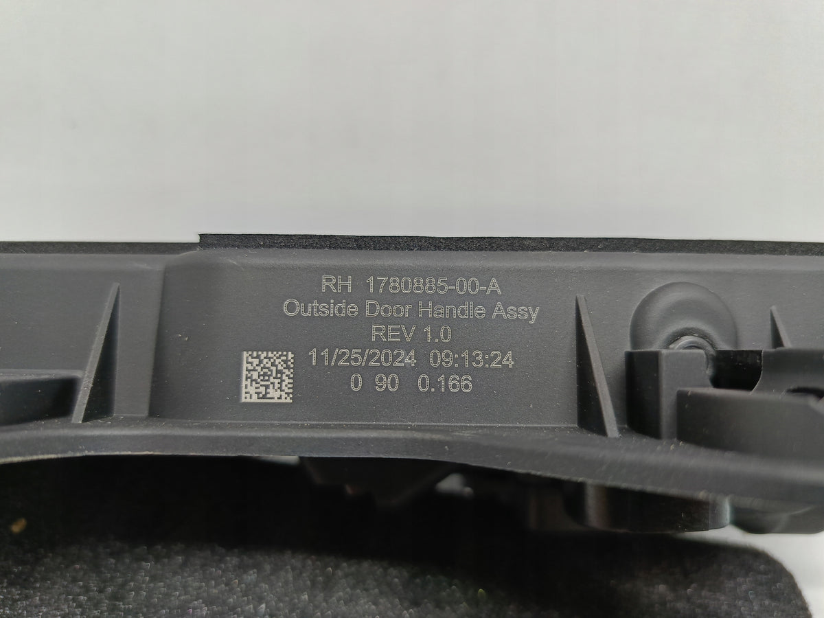 Tesla Model 3 III - Klamka Zewnętrzna Drzwi Prawa Nowa 1780885-00-A — zdjęcie 10 z 10