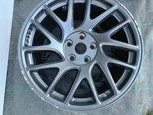 Load image into Gallery viewer, FELGA ALUMINIOWA TESLA 3 LIFT 1344221-00-B 18X8.5J 5X114,3 ET38